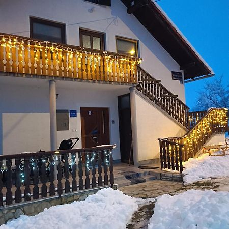 Apartman Plum Plitvice Drežnik Grad Exterior foto