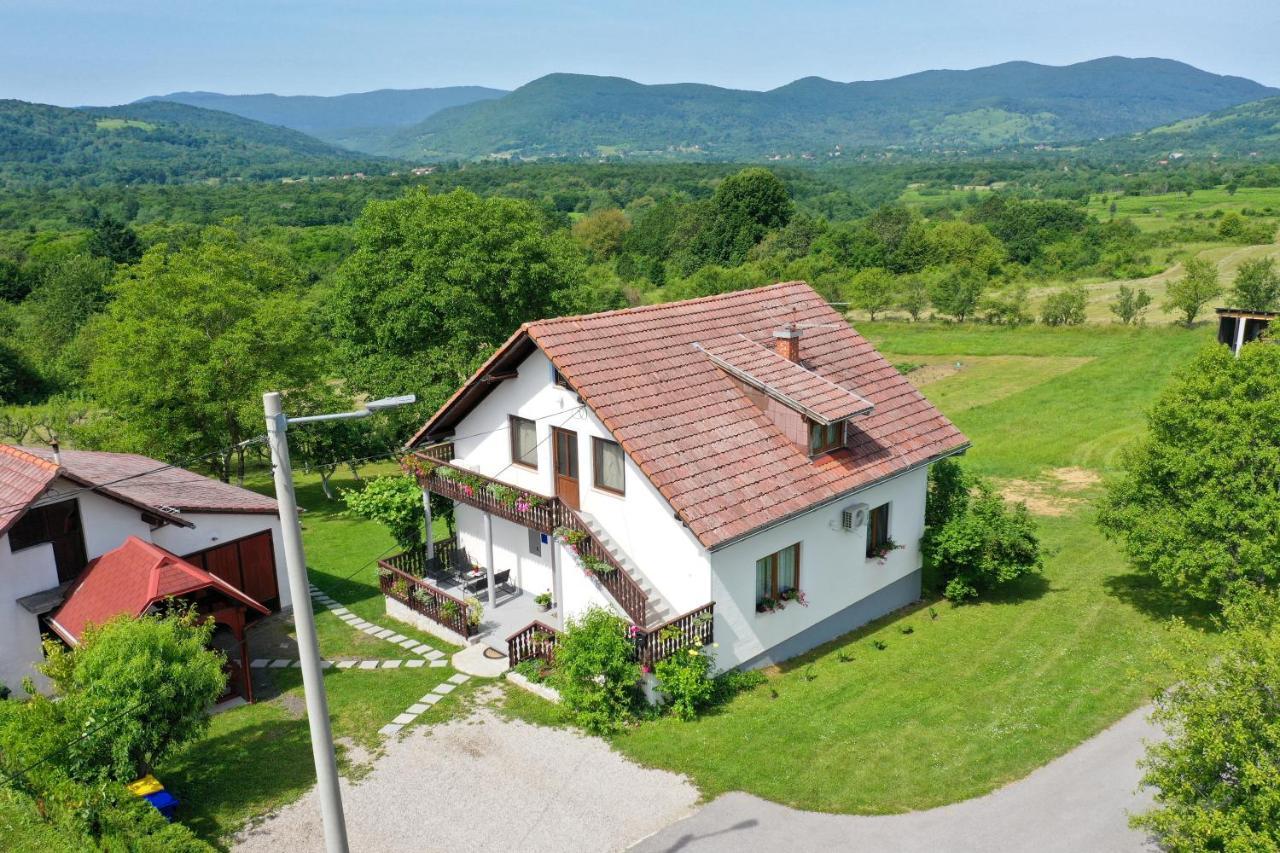 Apartman Plum Plitvice Drežnik Grad Exterior foto